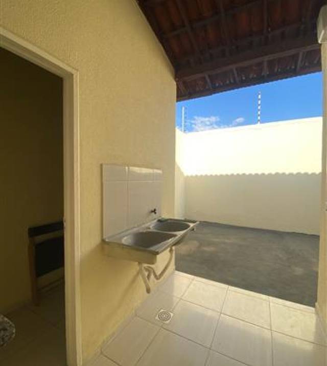 WhatsApp Image 2025-11-10 at 16.21.35 2.jpeg